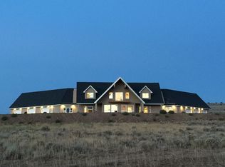 1112 Log Cabin Rd, Gardnerville, NV 89410