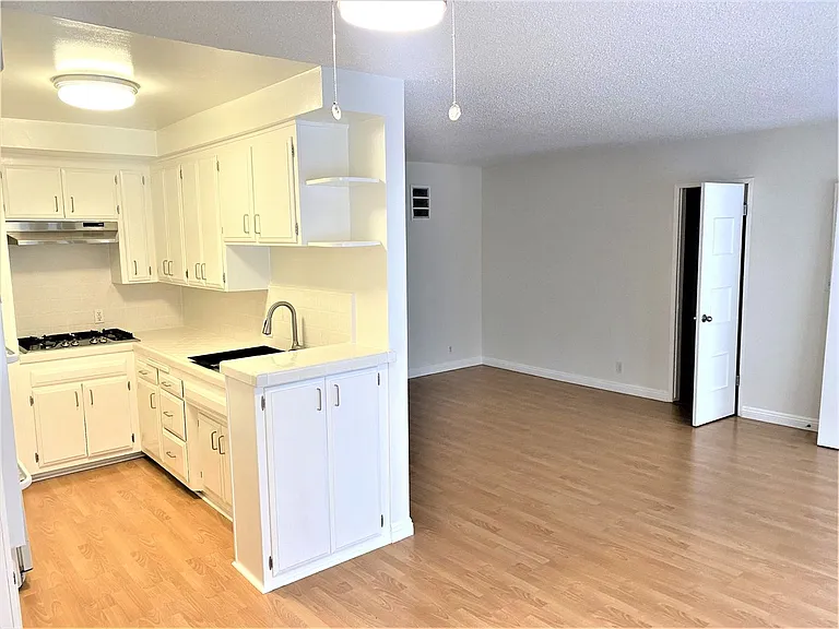 Hampton Ave, LLC - Hampton — Photo 8