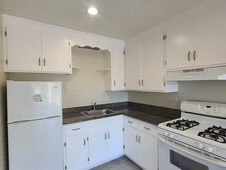 1830 Richardson St #1 — Photo 7