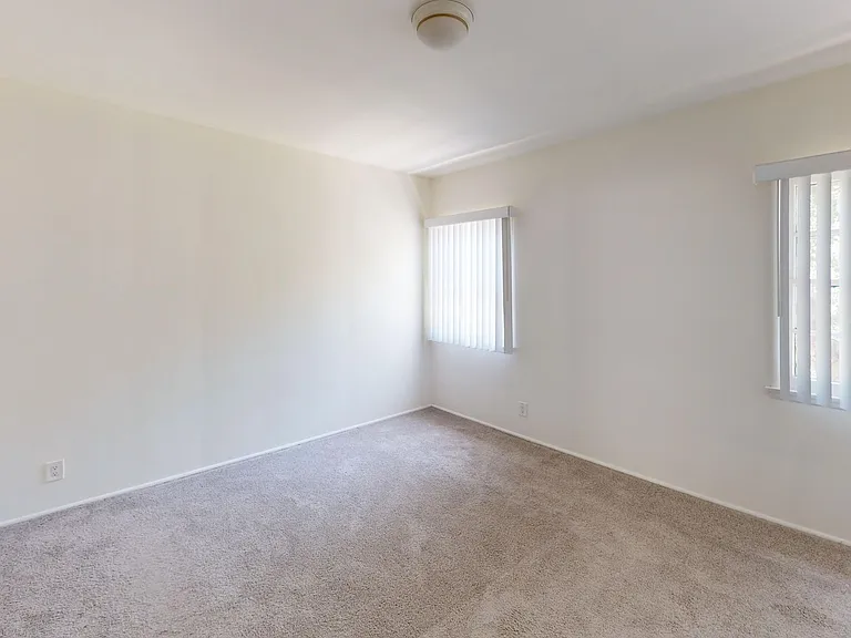 Beautiful 2 bedroom in Arcadia! — Photo 5