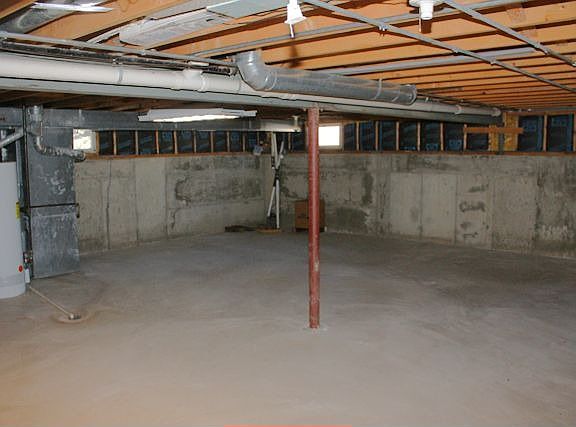4th image of 110 Buckingham Ct #209