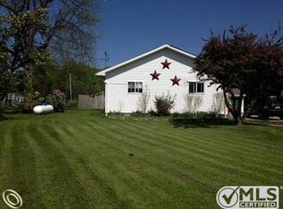 9022 Washburn Rd, Columbiaville, MI 48421