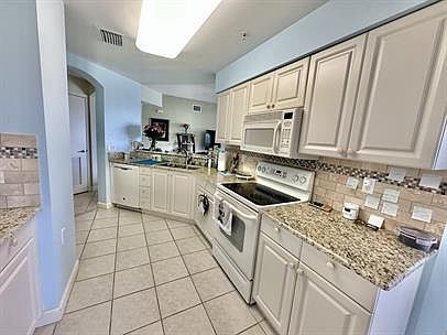 3rd image of 3302 Twilight Ln Unit 6303