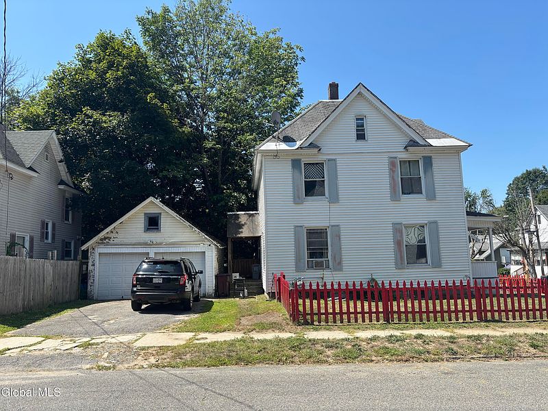 2nd image of 10 Dean Street