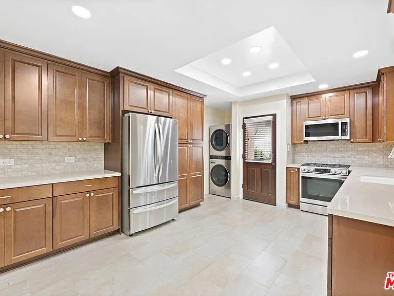 3101 Purdue Ave — Photo 7