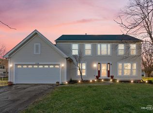 334 Mallard Ln, Sugar Grove, IL 60554