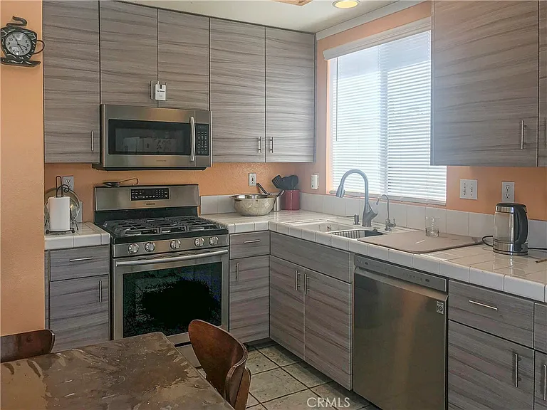 37647 Hammer St — Photo 8