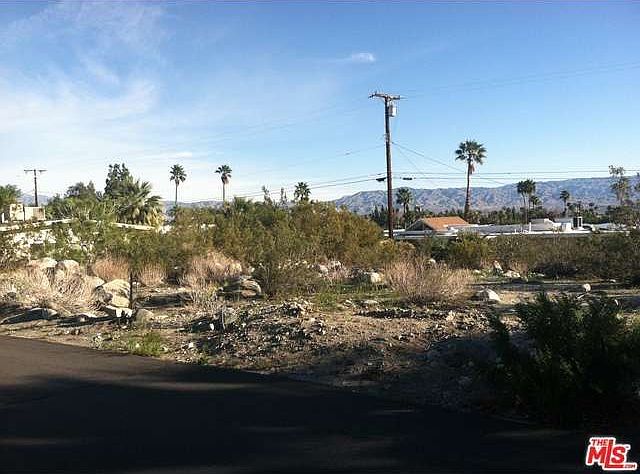 1st image of 2740 N Vista Grande Ave