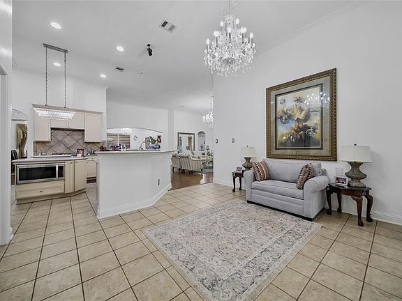 2nd image of 3831 Lakeridge Canyon Dr