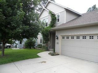 6204 Sandstone Dr, Madison, WI 53719