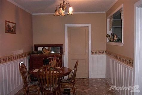 2nd image of 105 Bradley Ct