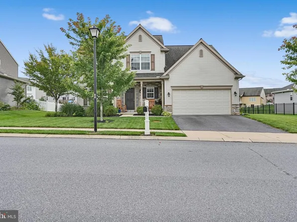 20 Finch Dr, Lebanon, PA 17042