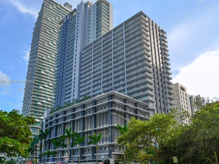 1250 S Miami Ave #1906 — Photo 1