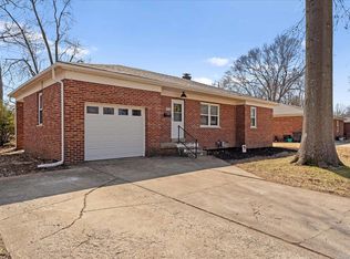 1910 La Salle St, Belleville, IL 62221