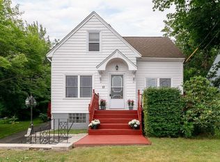 19 Edgehill Rd, Halifax, NS B3N1G5