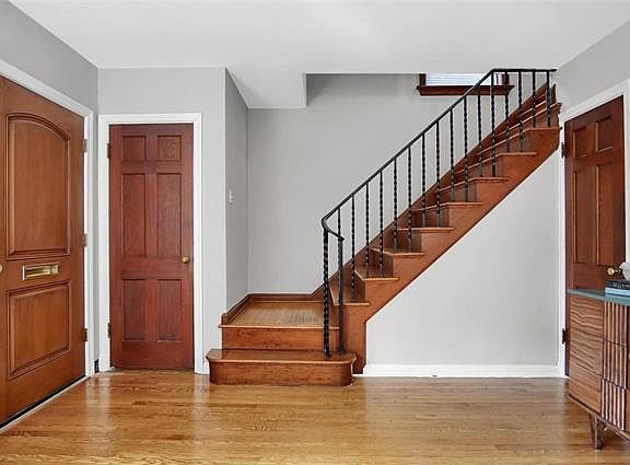 3rd image of 7461 Cornell Ave