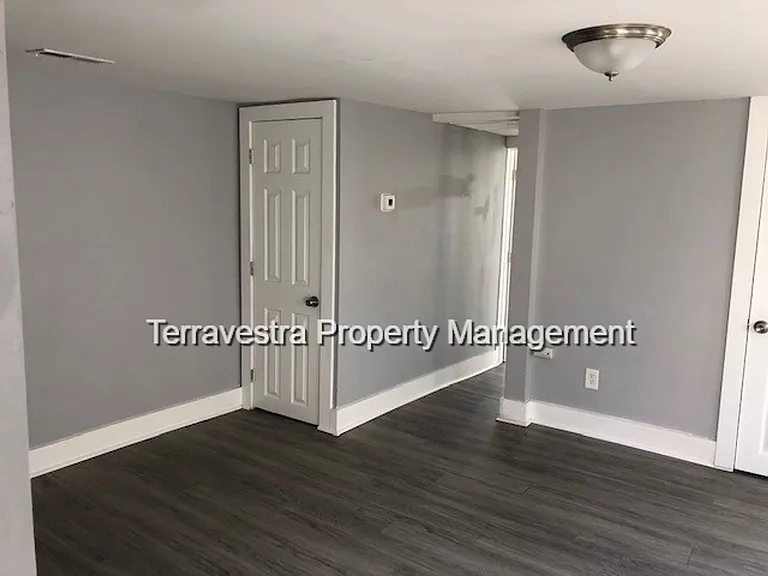 208-210 E Oak St, Millville, NJ 08332 — Photo 8