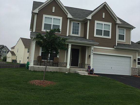 2nd image of 901 Foxview Dr