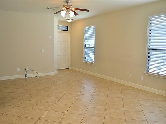 4th image of 6705 Covered Bridge Dr Unit 33
