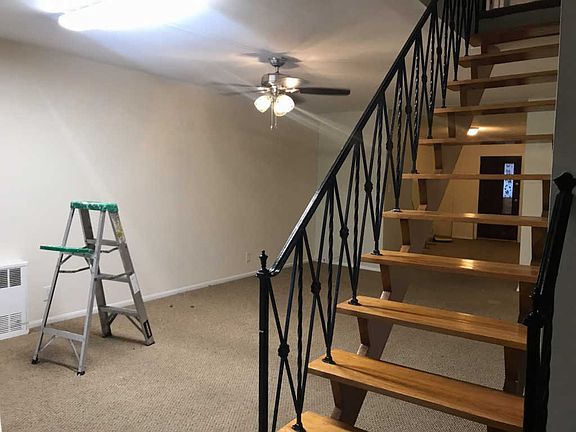 2nd image of 21314 Hillside Ave #C