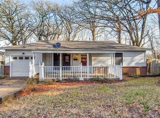 1119 Oak Ridge Dr, Denison, TX 75020