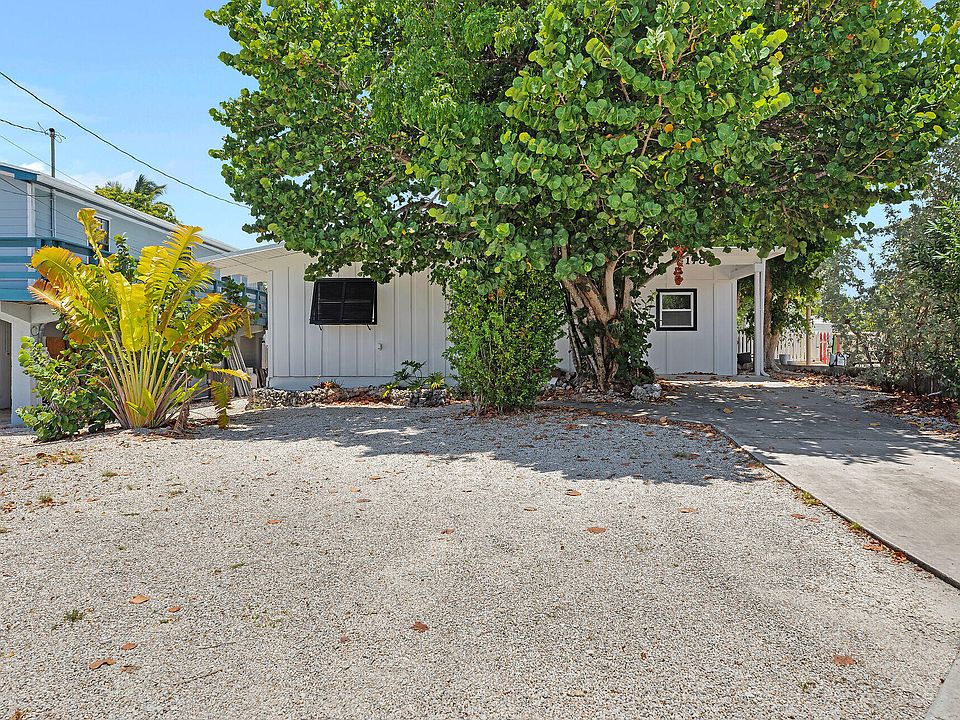 1st image of 178 Coral Ave