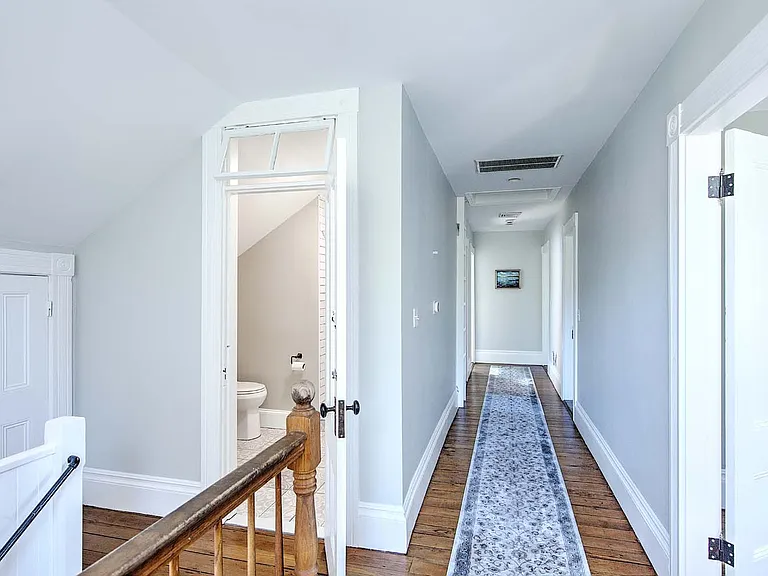 240 Brown St #2 — Photo 17
