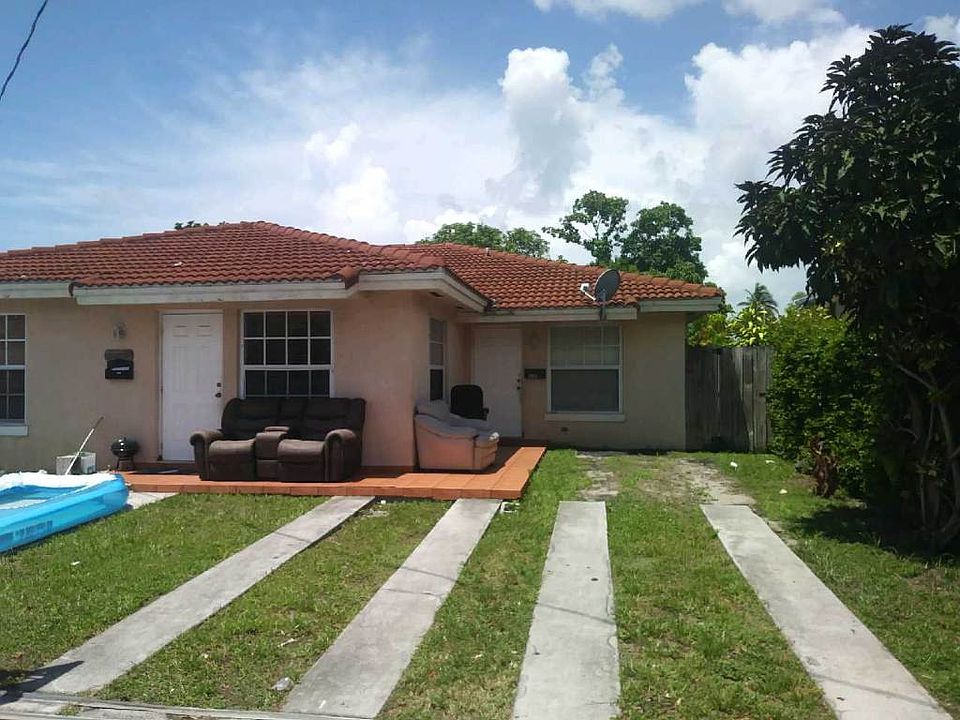 1st image of 814 NW 23rd Ct