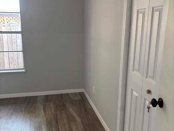 5th image of 1704 N Washington