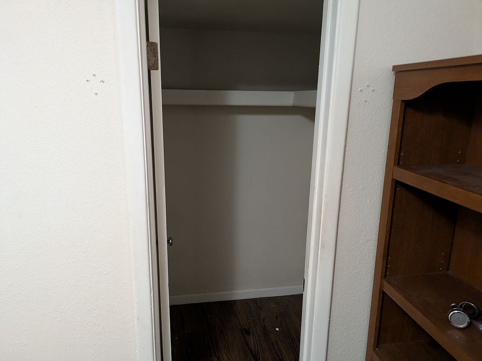 1st image of 3907 Ortiz Ct NE APT B