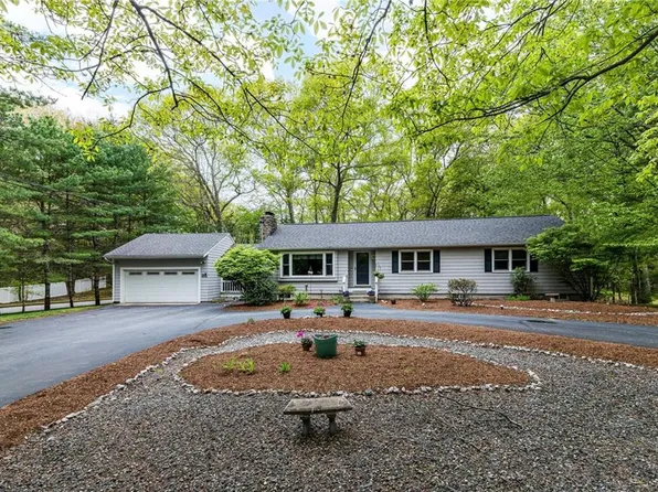 529 Shippeetown Rd, East Greenwich, RI 02818