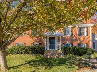 713 31st St S, Arlington, VA 22202