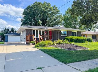 3223 Hull Ave, Des Moines, IA 50317