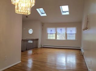 340 Clove Rd, Monroe, NY 10950