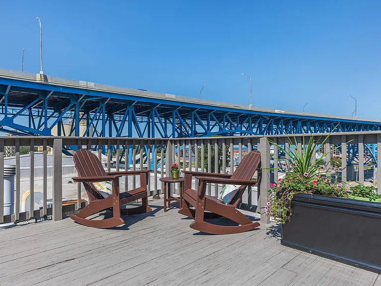 Apartments at Nautica — Photo 49