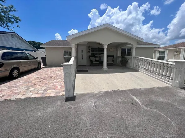 8814 Sleepy Creek Ct, Tampa, FL 33634