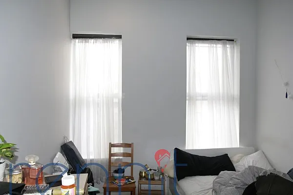 Rented by Rennit Inc. | media 4