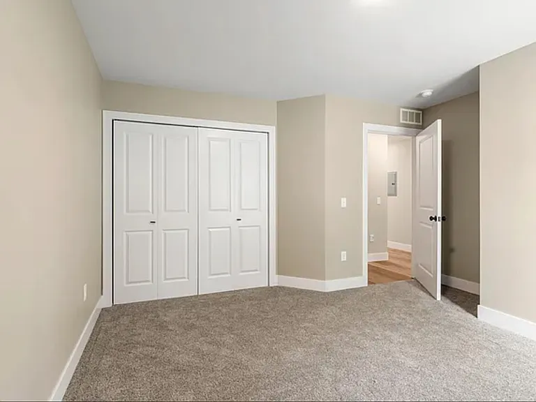 313 N Van Dorn St — Photo 8