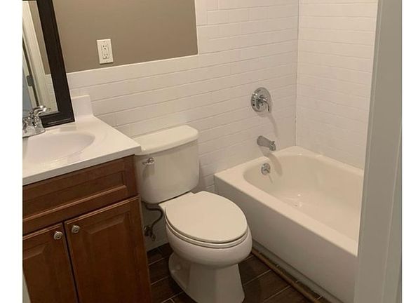 4th image of 164-56 98th St #1