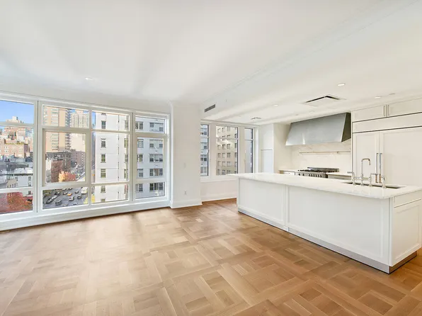 200 East 79th Street image 1 of 7
