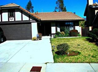 14022 Wagon Mound Rd, Sylmar, CA 91342