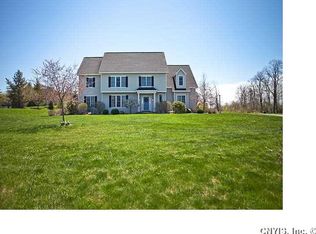 6107 Aylesbury Path, Manlius, NY 13104