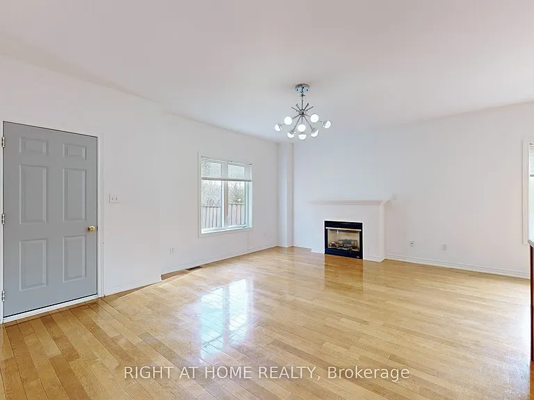 56 N Lake Rd #13 — Photo 5