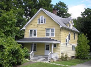 16 Smith Clove Rd, Central Valley, NY 10917