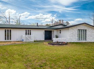 1800 Old Forge Dr, Little Rock, AR 72227