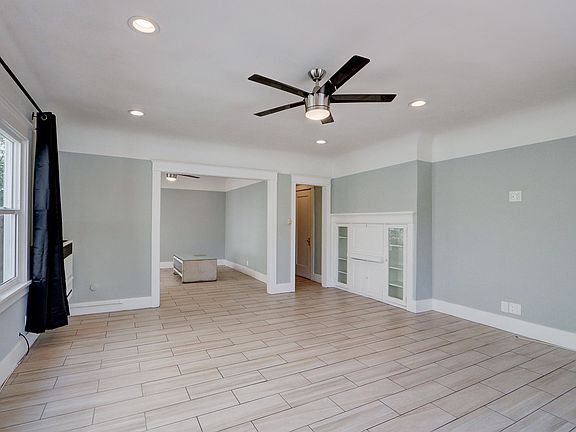 4th image of 1253 E 1st St #1253
