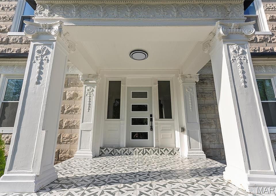 5169 Vernon Ave, Saint Louis, MO 63113 | Zillow