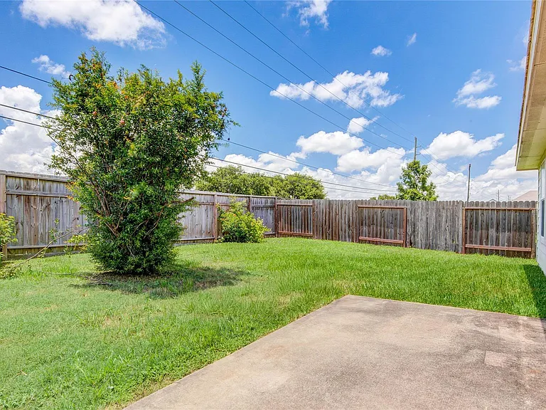 5939 Brenwood Trails Ln — Photo 24