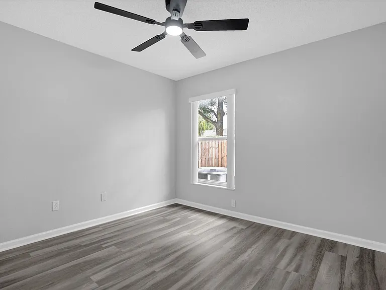 3521 Moss Pointe Pl — Photo 19