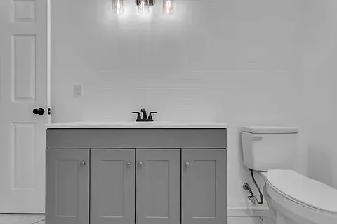 313 S Walnut St #315 — Photo 11